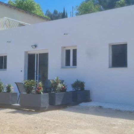 Bas De Villa Au Calme マルセイユ エクステリア 写真
