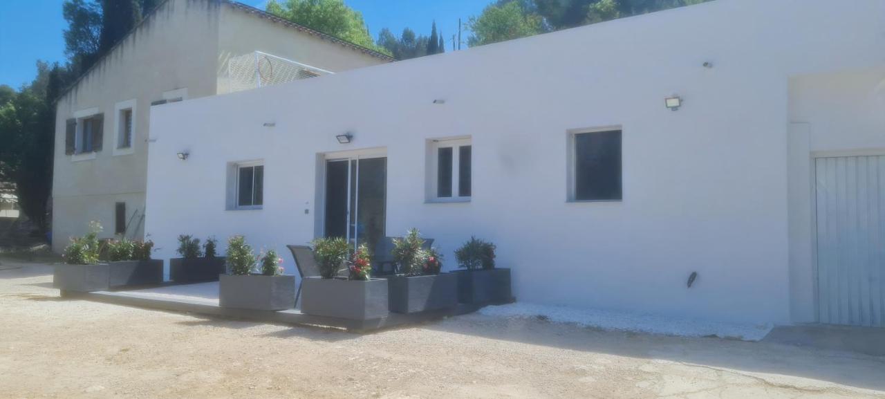 Bas De Villa Au Calme マルセイユ エクステリア 写真