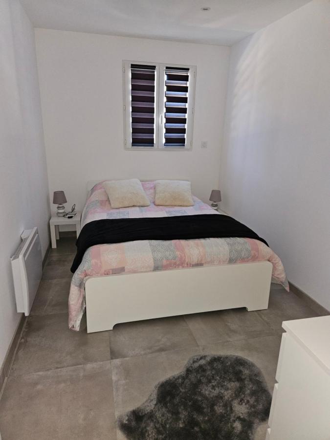 Bas De Villa Au Calme マルセイユ エクステリア 写真
